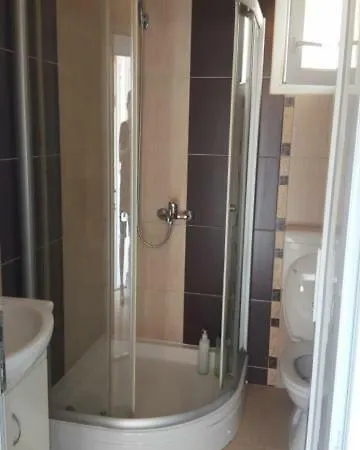 Eni Apartment *