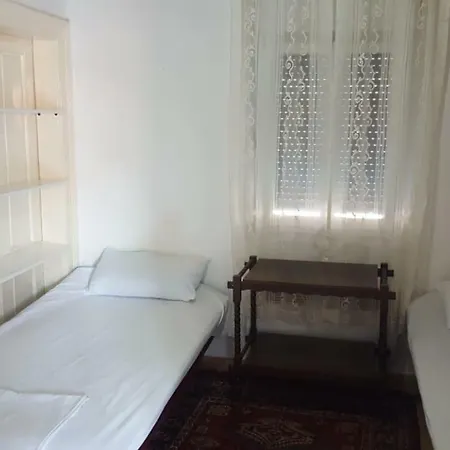 Apartment Eni